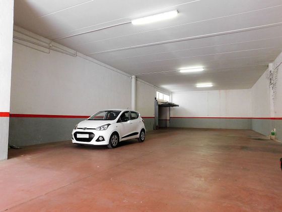 Foto 2 de Venta de garaje en calle De Martí Díez de 407 m²