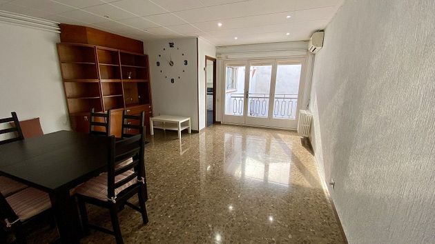 Foto 2 de Pis en venda a calle Del Gasòmetre de 3 habitacions amb terrassa i aire acondicionat