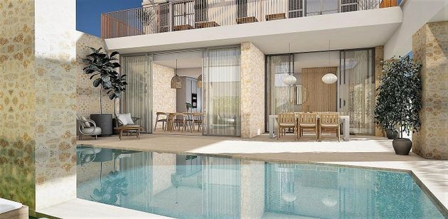Foto 2 de Venta de casa adosada en Salines (Ses) de 3 habitaciones con terraza y piscina