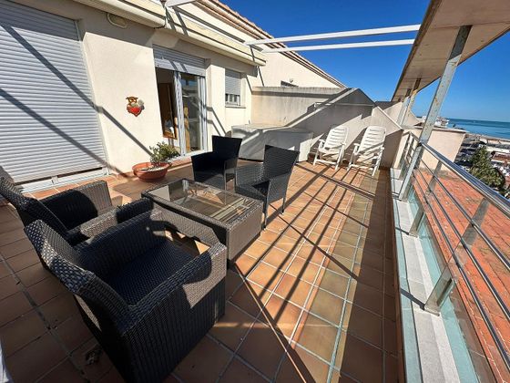 Foto 2 de Àtic en venda a Zona Port de 3 habitacions amb terrassa i garatge