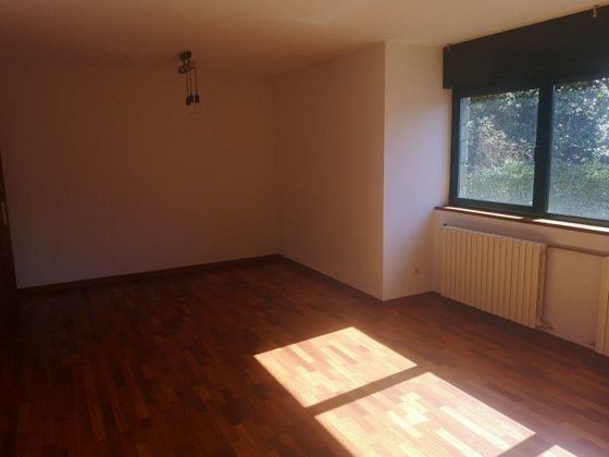 Foto 2 de Pis en lloguer a Sant Julià de Lòria de 4 habitacions amb garatge i calefacció