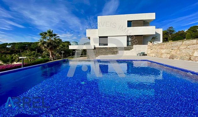 Foto 1 de Casa adosada en venta en Urbanitzacions de 4 habitaciones con terraza y piscina