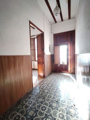 Foto 2 de Casa adosada en venta en calle Leoncio Serrano de 5 habitaciones con terraza y garaje