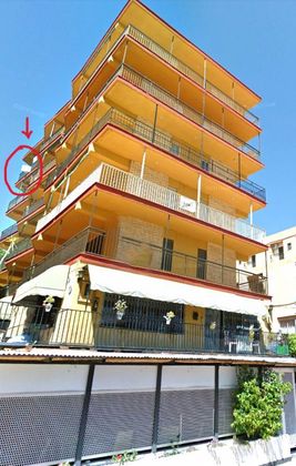 Foto 2 de Venta de piso en avenida Del Faro de 2 habitaciones con terraza y balcón