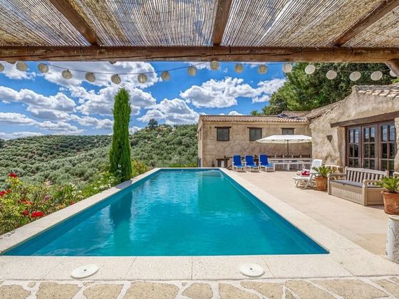 Foto 1 de Venta de casa en Montefrío de 9 habitaciones con terraza y piscina