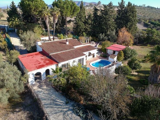 Foto 2 de Casa rural en venda a Alhaurín el Grande de 3 habitacions amb terrassa i piscina