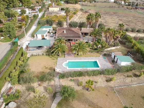Foto 1 de Casa rural en venta en Alhaurín el Grande de 5 habitaciones con terraza y piscina
