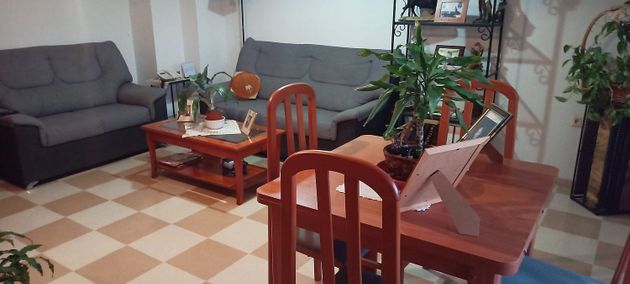 Foto 1 de Piso en venta en Zona Norte de 4 habitaciones con terraza y jardín