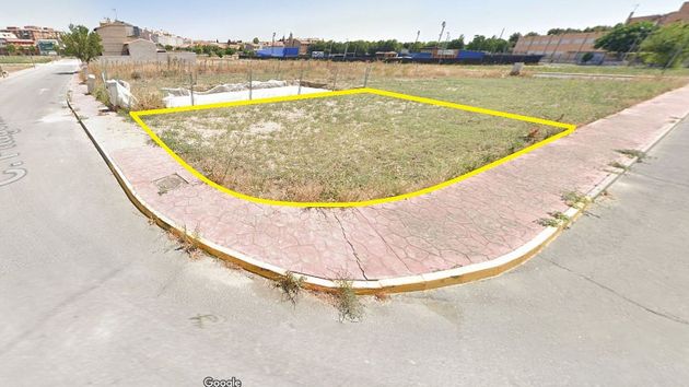 Foto 2 de Venta de terreno en calle Pitagoras de 266 m²