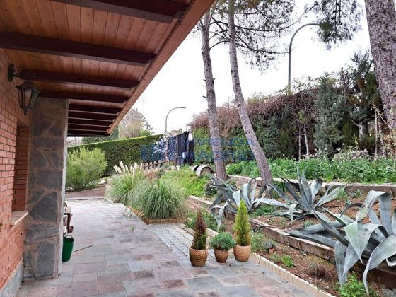 Foto 2 de Xalet en venda a Villalbilla pueblo de 6 habitacions amb terrassa i garatge