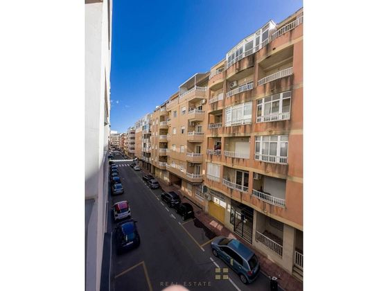Foto 1 de Pis en venda a calle San Pascual de 3 habitacions amb piscina i balcó