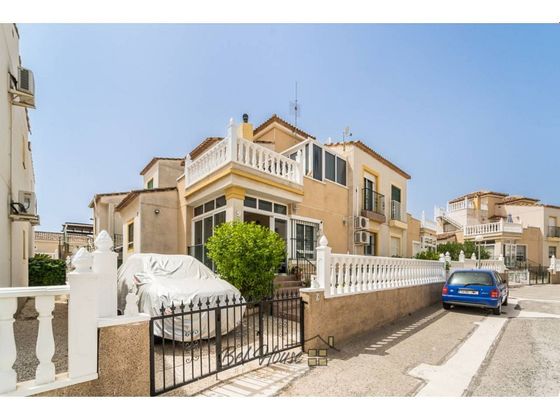 Foto 1 de Casa adossada en venda a Algorfa de 3 habitacions amb terrassa i piscina