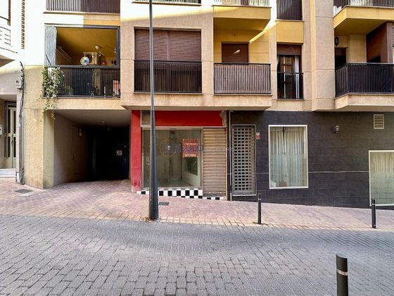 Foto 2 de Local en venda a calle Vicente Lunell de 119 m²