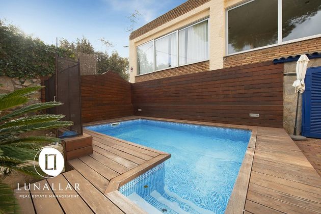 Foto 2 de Casa en venda a La Sentiu - Can Tries de 8 habitacions amb terrassa i piscina