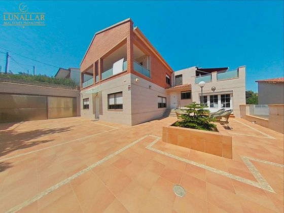 Foto 1 de Casa en venta en Marianao de 7 habitaciones con terraza y piscina