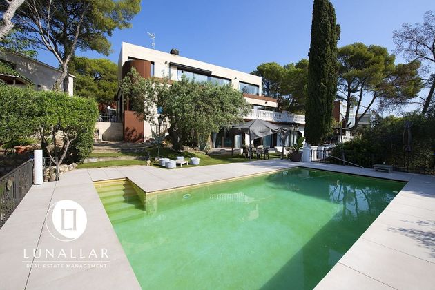 Foto 2 de Xalet en venda a Montmar de 7 habitacions amb terrassa i piscina
