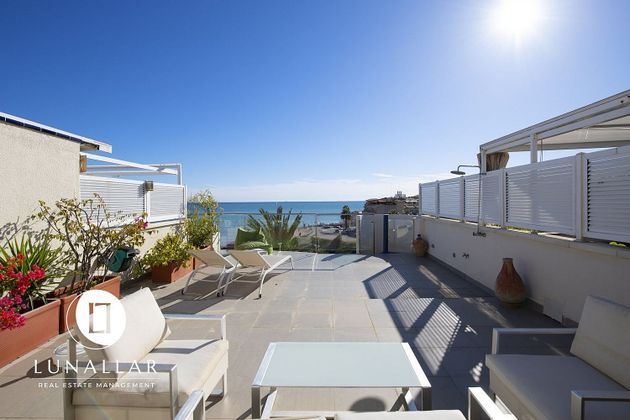 Foto 2 de Àtic en venda a Aiguadolç - Sant Sebastià de 3 habitacions amb terrassa i piscina