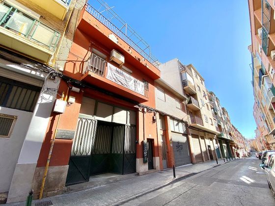 Foto 1 de Venta de chalet en calle De Lugo de 4 habitaciones con terraza y garaje