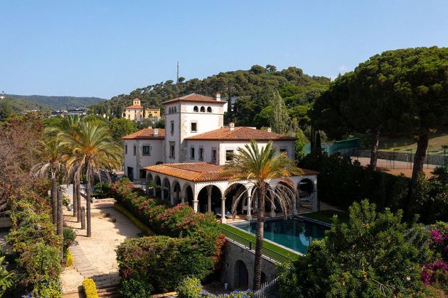 Foto 1 de Xalet en venda a Sant Andreu de Llavaneres de 11 habitacions amb terrassa i piscina