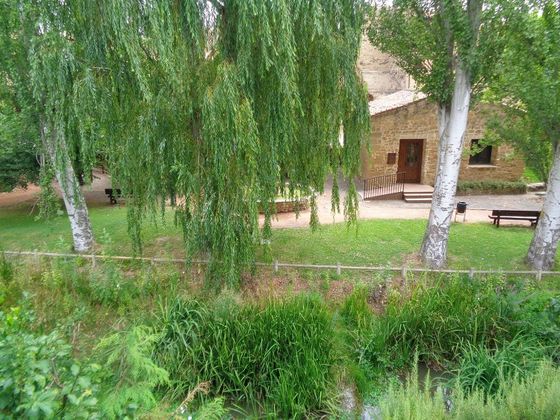Foto 2 de Venta de casa en Sajazarra de 4 habitaciones con terraza y jardín