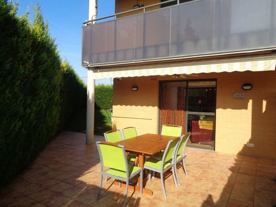 Foto 2 de Pis en venda a San Torcuato de 3 habitacions amb terrassa i piscina
