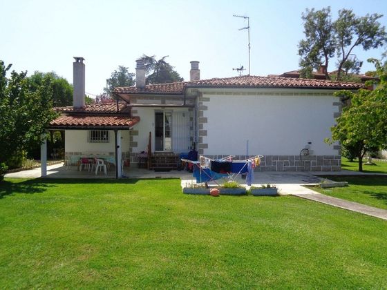 Foto 1 de Casa en venda a Haro de 4 habitacions amb terrassa i piscina