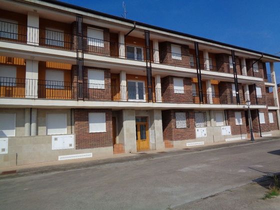 Foto 1 de Piso en venta en Alesanco de 2 habitaciones con terraza y balcón
