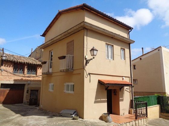 Foto 1 de Casa en venta en Ollauri de 2 habitaciones con balcón y calefacción