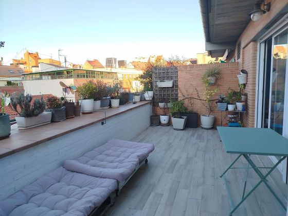 Foto 1 de Ático en alquiler en Valdeacederas de 2 habitaciones con terraza y garaje