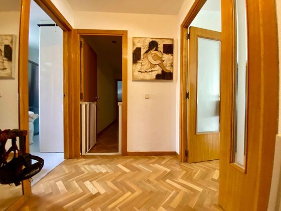 Foto 2 de Venta de piso en calle De Rosa Pardo de 3 habitaciones con garaje y aire acondicionado