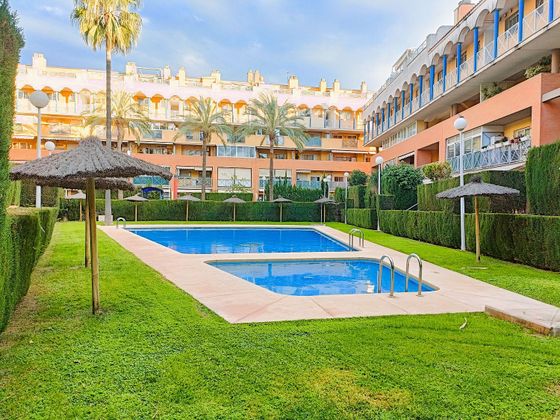Foto 1 de Casa en venta en Almàssera de 4 habitaciones con terraza y piscina