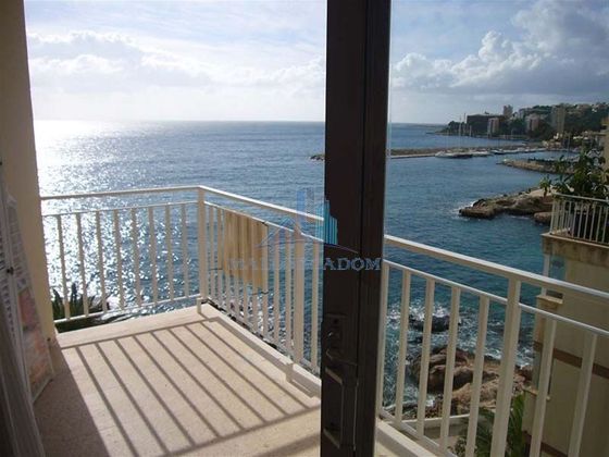 Foto 1 de Pis en lloguer a avenida De Joan Miró de 2 habitacions amb terrassa i piscina