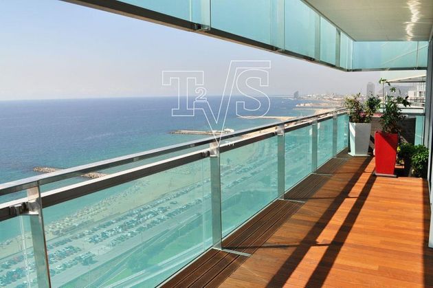 Foto 1 de Pis en venda a Diagonal Mar i el Front Marítim del Poblenou de 3 habitacions amb terrassa i piscina
