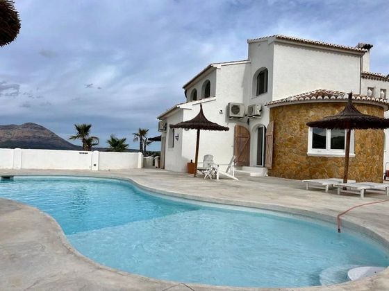 Foto 1 de Venta de chalet en Benitachell/Poble Nou de Benitatxell (el) de 6 habitaciones con terraza y piscina