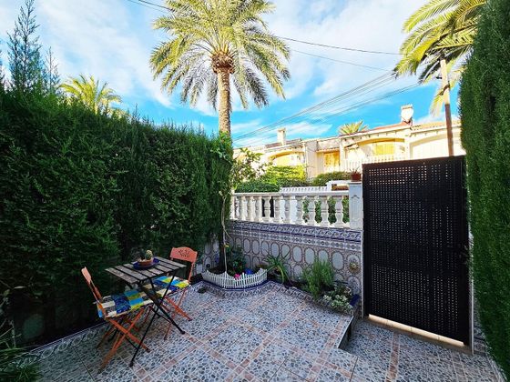 Foto 2 de Chalet en venta en Gran Alacant de 1 habitación con terraza y piscina