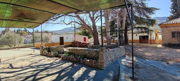 Foto 1 de Xalet en venda a Montefrío de 5 habitacions amb terrassa i piscina