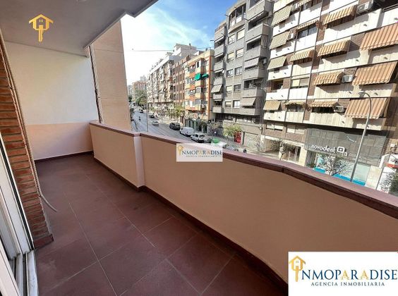 Foto 1 de Piso en venta en Altozano - Conde Lumiares de 4 habitaciones con terraza y balcón