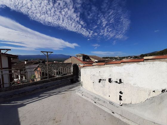 Foto 2 de Pis en venda a Piedralaves de 3 habitacions amb terrassa i balcó