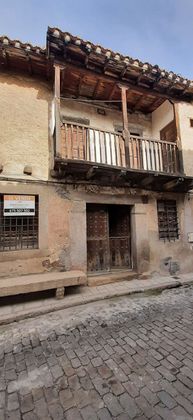 Foto 1 de Casa rural en venda a Piedralaves de 6 habitacions amb balcó
