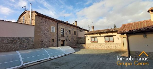 Foto 1 de Xalet en venda a Bañares de 7 habitacions amb terrassa i piscina