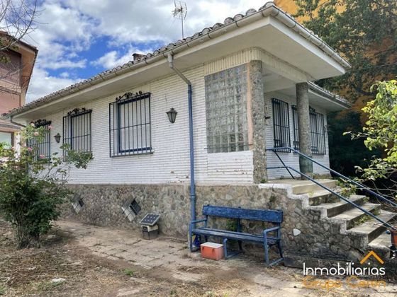 Foto 2 de Casa en venda a Ezcaray de 5 habitacions amb garatge i jardí