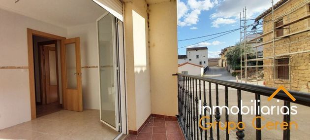 Foto 1 de Pis en venda a Baños de Rioja de 3 habitacions amb terrassa i calefacció
