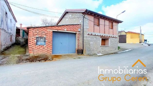 Foto 2 de Casa en venda a Redecilla del Campo de 2 habitacions amb garatge
