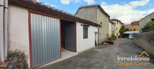 Foto 1 de Garatge en venda a Bañares de 37 m²