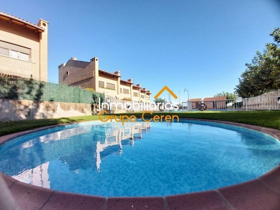 Foto 1 de Piso en venta en Santo Domingo de la Calzada de 2 habitaciones con terraza y piscina