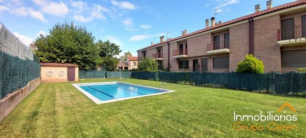 Foto 2 de Casa en venda a Canillas de Río Tuerto de 3 habitacions amb terrassa i piscina