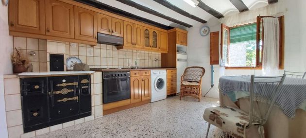 Foto 1 de Casa en venda a Fresneña de 4 habitacions amb garatge i jardí