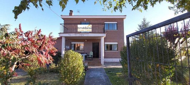 Foto 2 de Xalet en venda a calle Los Garcías de 4 habitacions amb terrassa i garatge