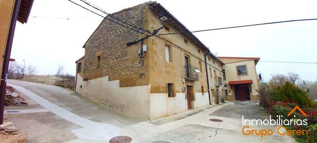 Foto 2 de Casa en venda a avenida De Villa Alfovare de 8 habitacions amb jardí