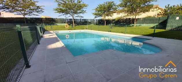 Foto 2 de Pis en venda a Grañón de 2 habitacions amb terrassa i piscina